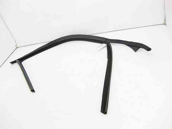 Mercedes-Benz  A1667252000 Гумовий ущільнювач - напрямна скла передніх правих дверей GL/GLS X166 Одеса