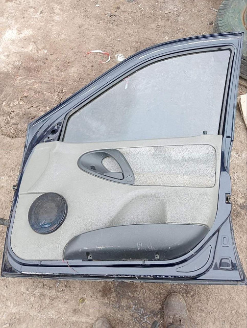 Передняя правая дверца Лада Калина (пустые) Киев - изображение 2