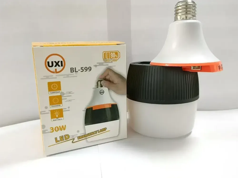 Лампа діодна акумуляторна E27 30Вт BL-599 з 2 акумуляторами, що знімаються 18650 Одеса - фото 1