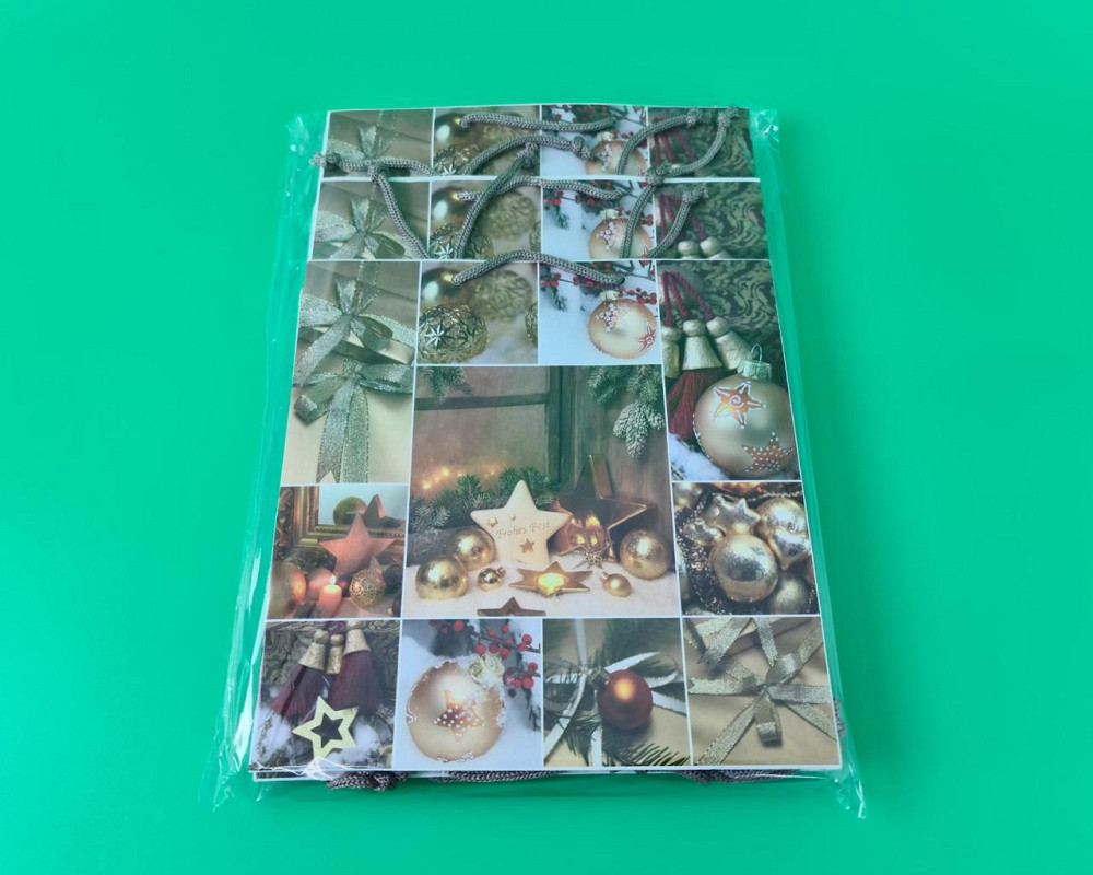 Пакети паперові подарункові, новорічні Квадрат 23*24*10- 10 (12 шт.) Харків - фото 3