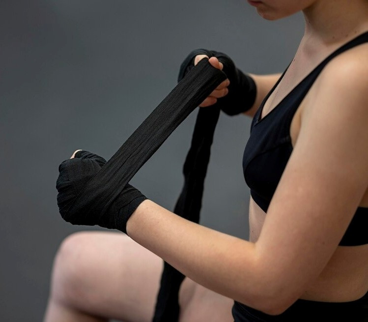 Боксерський бинт PowerSystem Boxing Wraps чорний 4 метри Київ - фото 6