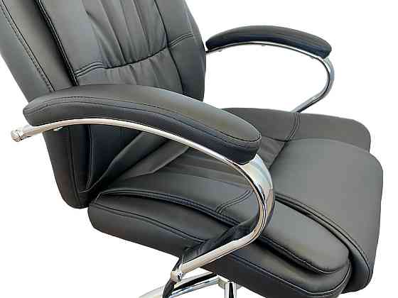 Офисное кресло руководителя Tehforward Kali Lux хром Anyfix Черный Киев