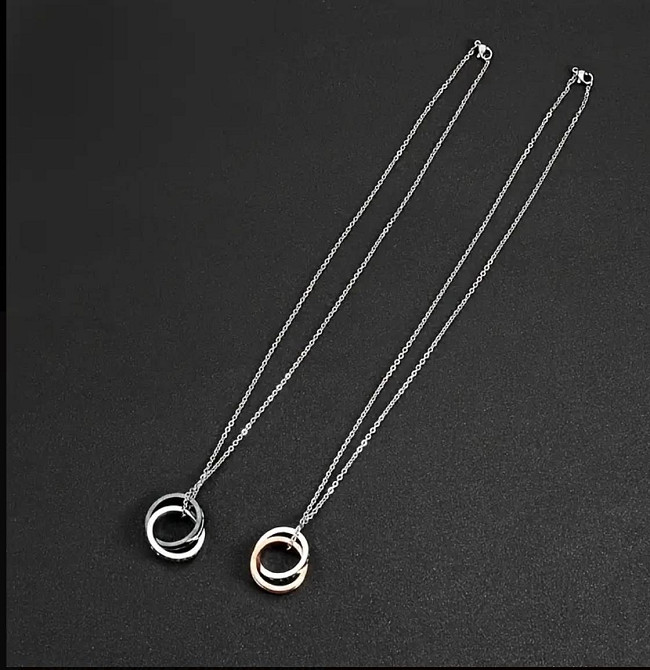 Подвійна підвіска з кільцями LOVE зі сталі – срібло та рожеве золото Київ - фото 2