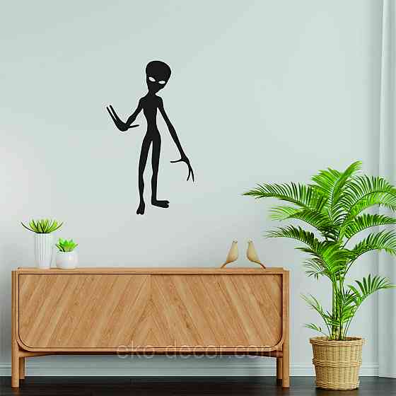 Декоративне настінне Панно «НЛО», Декор на стіну 70*39 см, Чорний Київ