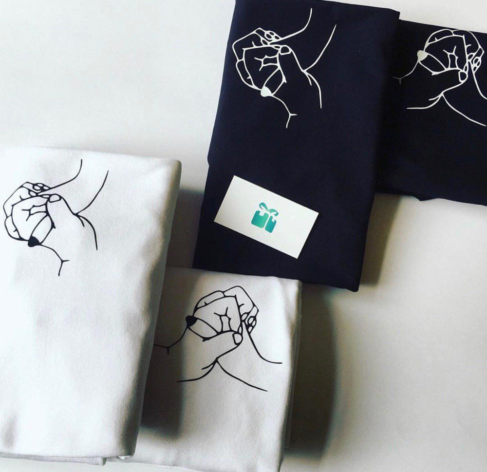 Парные футболки для парня и девушки - Ручки Черновцы - изображение 1