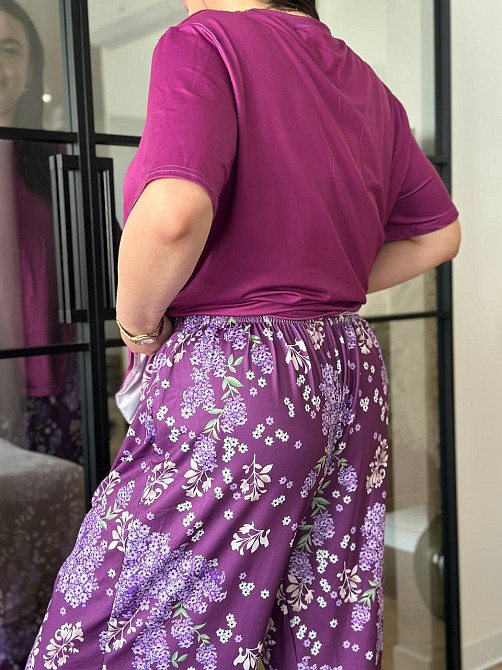 Піжама жіноча штани та футболка великого розміру PLUS SIZE з квітковим принтом домашній комплект для дому та сну фіолетова 4XL Одеса - фото 8