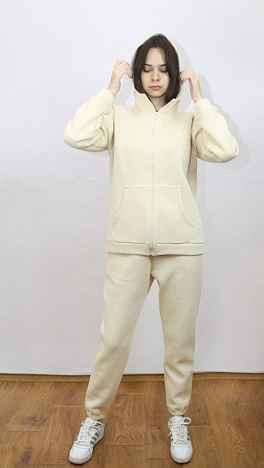 Костюм женский теплый спортивный на флисе кофта на змейке Молочный 46/48 Харьков - изображение 2