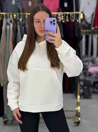 Женское теплое худи свободного кроя с накатом на спине турецкая трехнитка на флисе Белый, 46/48 Одесса