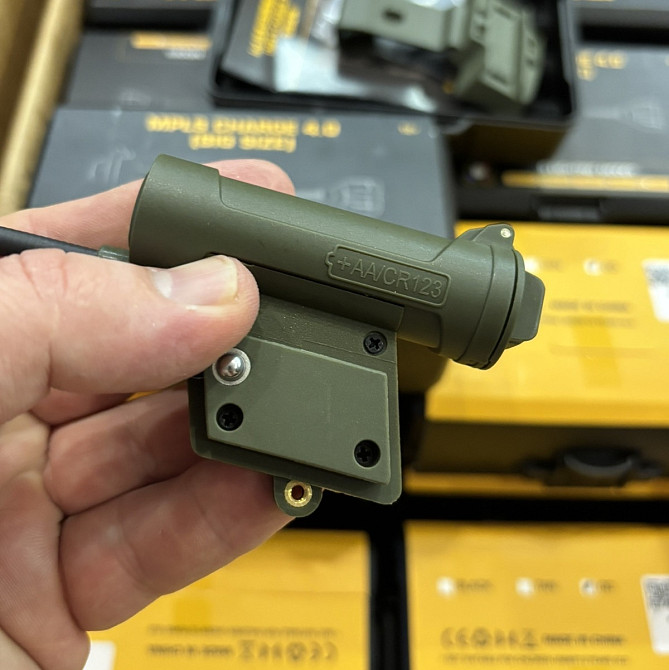 Фонарь тактический MPLS Charge 4.0 big size с креплением на шлем Оливковый Винница - изображение 9