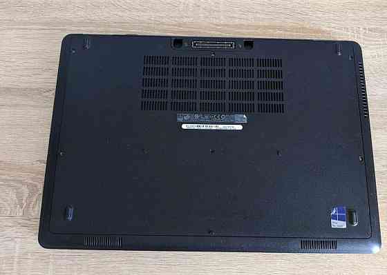 Ультрабук Dell Latitude E5550 15.6 дюйма / i5-5300U / 4gb / ssd / Windows 10 б/у Киев