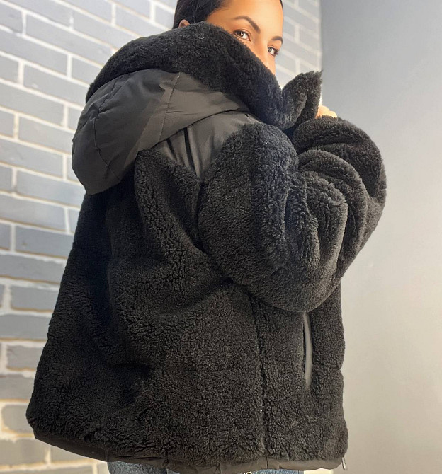 Куртка жіноча Lady Yep 9055 тедді комбінована штучне хутро оверсайз з капюшоном, чорний, 44-48 Київ - фото 4