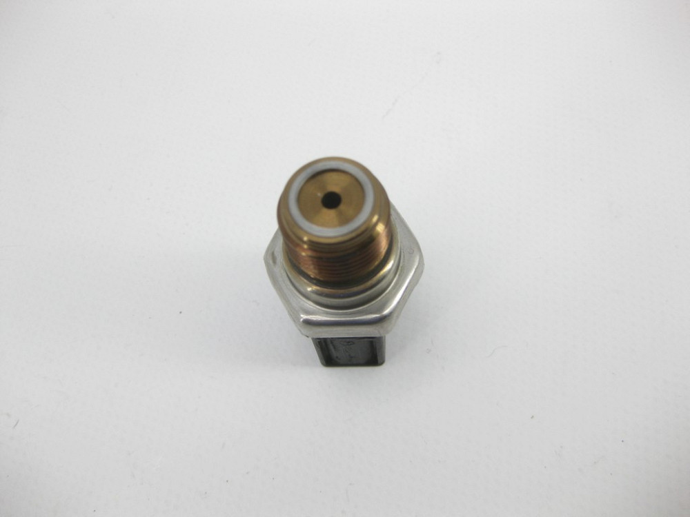 VAG  05L906054A Датчик тиску в паливній рампі лівої Одесса - изображение 2