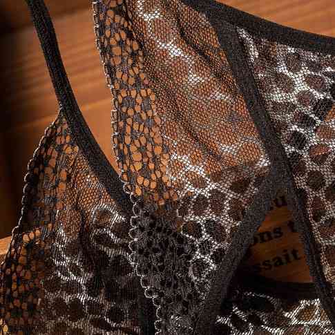 Трусики з розрізом чорні - розмір універсальний, резинка до 88см Київ