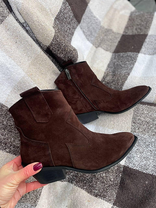 Edan Instruments Черевики жіночі EDAN шоколадні натуральна замша з хутром каблук 5см висота 11с Коломия - фото 2