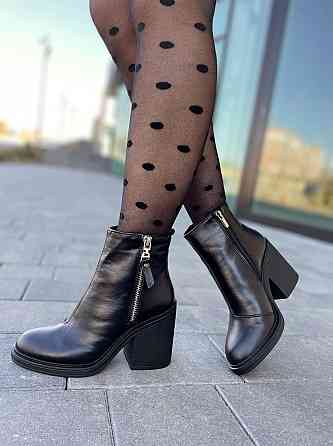 Lexi Черевики жіночі Lexi чорні натуральна шкіра каблук 9см (2718) Коломия