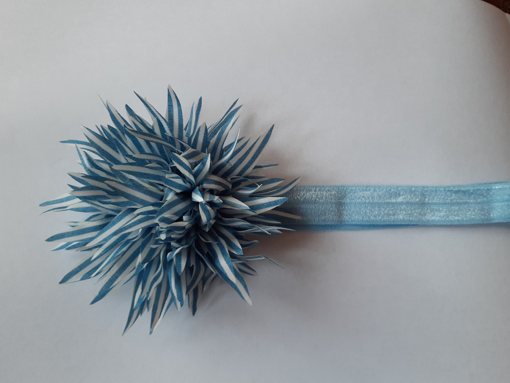 Повязка голубая детская с цветком - размер цветка около 9см, окружность 34-46см Киев - изображение 1