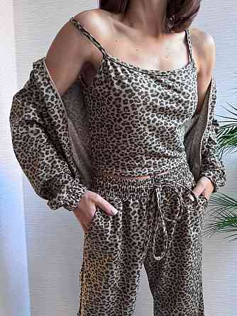 Жіночий леопардовий костюм трійка з подвійним капюшоном двонитка Одеса