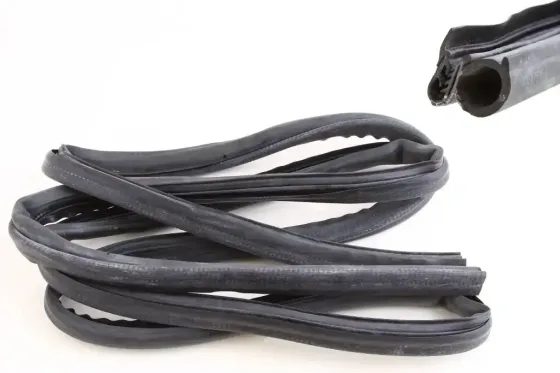 Уплотнитель двери 2110 БРТ задний правый (330 см) Винница