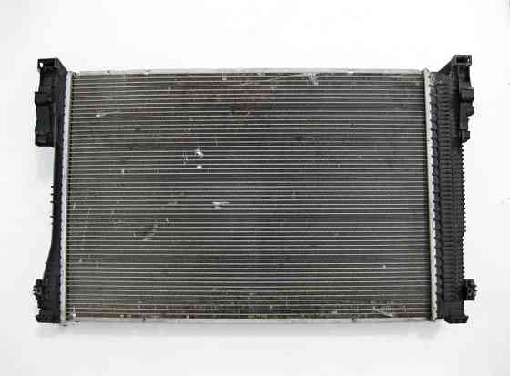 Mercedes-Benz  A2045003703 Дефектний радіатор охолодження двигуна C-Class W204 E-Class W212 Відламані нижні кріплення Одеса