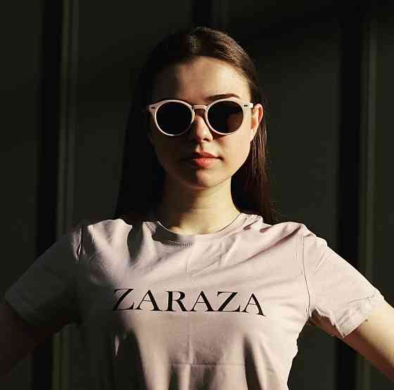 Женская\Мужская футболка 100% хлопок с надписью ZARAZA Черновцы