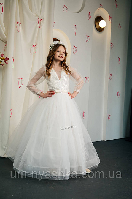 Белое нарядное платье 134-146 Кривой Рог - изображение 1