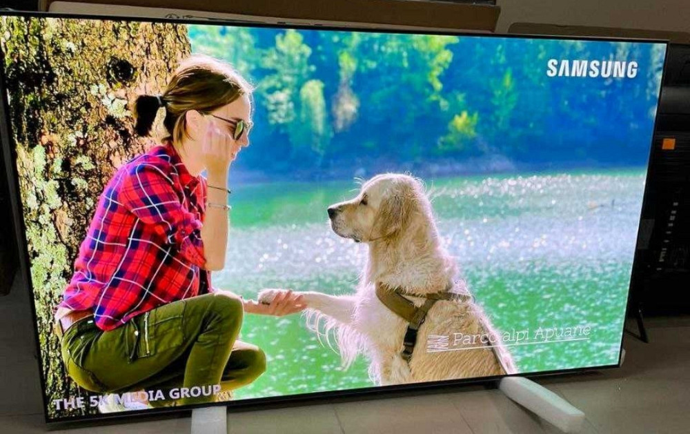 Телевизор Безрамный: 65