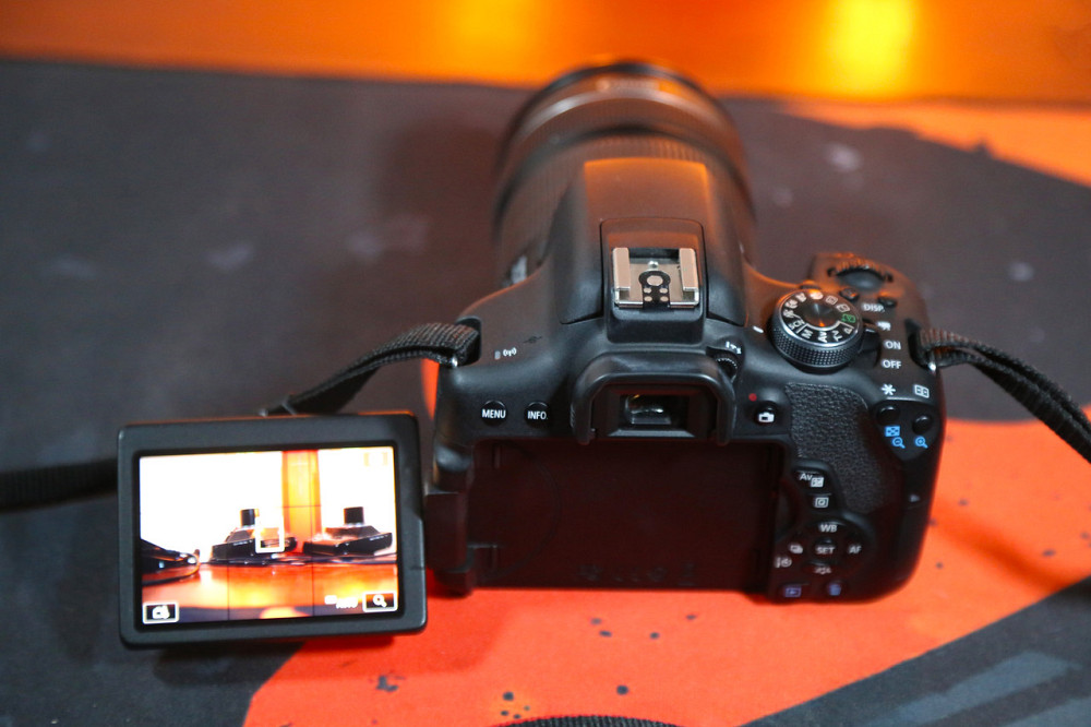 Дзеркальний фотоапарат Canon EOS 750D WiFi + Об'єктив 18-135 STM Дзеркалка.Комплект. Б\У Харків - фото 9