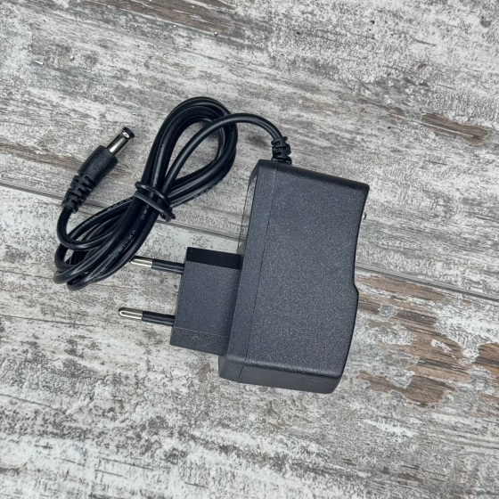 Сетевой адаптер 12В 1А с разъёмом 5.5×2.1/5.5×2.5 мм для Arduino, LED, CCTV камер и электроники Киев