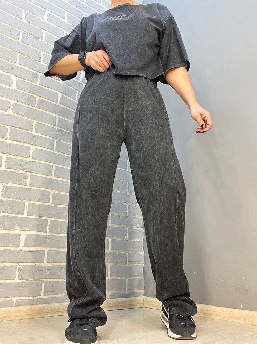 Костюм женский Coast Moda 4207 вареный с короткой футболкой оверсайз и брюками ровными от бедра черный, черный, L Киев - изображение 5