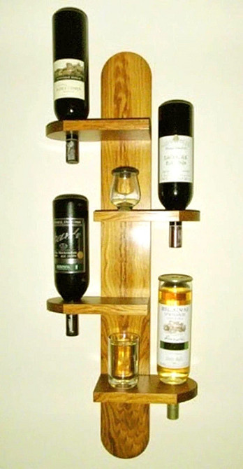 Настенная винная полка 