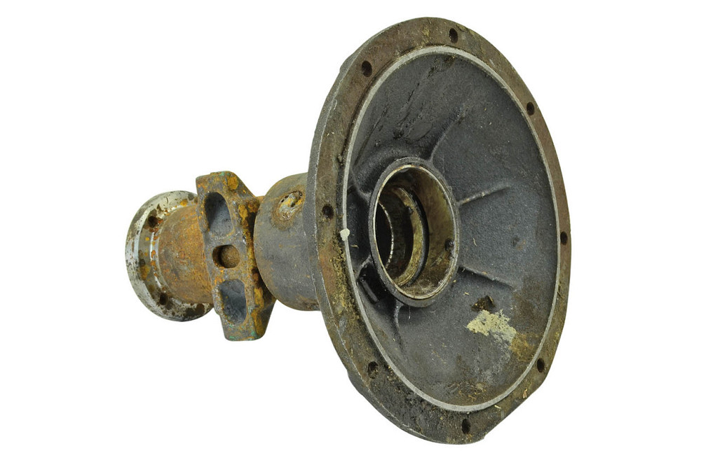 Крышка переднего моста с кожухом полуоси в сборе картера Мукачево - изображение 1