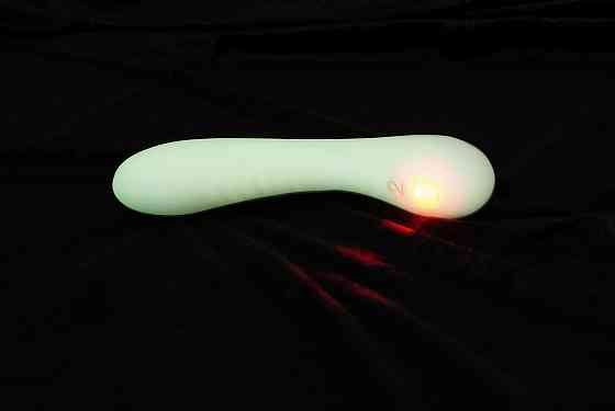 Світний вібратор у темряві GITD G-Spot Vibrator 9 режимів вібрації Sex Aura Київ