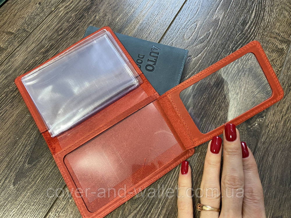 Жіноча червона шкіряна обкладинка для водійських документів ST Leather Київ - фото 4