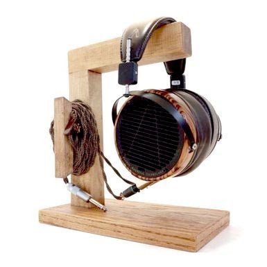 Стойка для наушников 