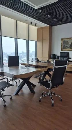 Офіс А+ класу в центрі міста. З ремонтом (без меблів) Свіжа будівля, своя система опалення, чіллір фанкойл, дубльовані ліфти, система мікроклімату. 2  Дніпро