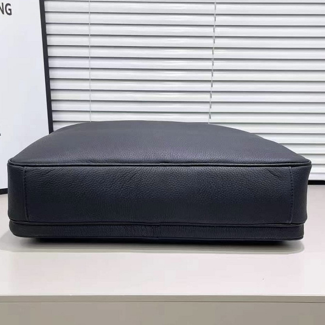 Кожаная мужская деловая сумка-портфель портфель для ноутбука черный Tiding Bag 56901 Каменское - изображение 8