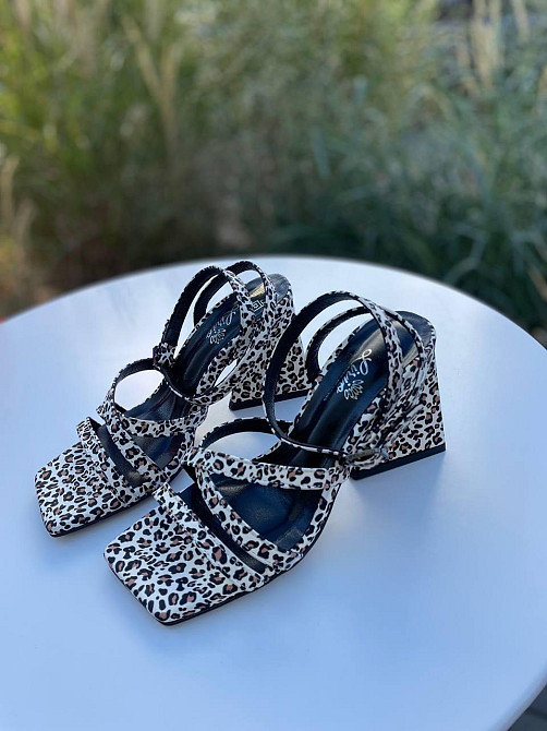 LIRIO Босоніжки жіночі з натуральної шкіри літні на підборах леопардові відкриті LIRIO L0282/80 Коломыя - изображение 8