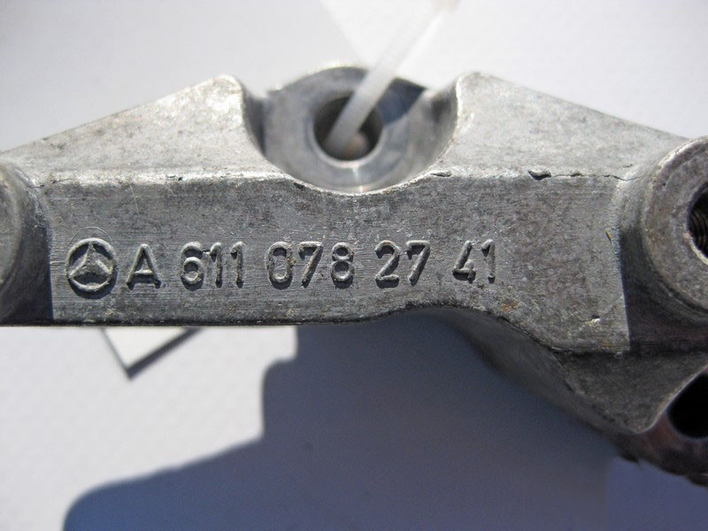 Mercedes-Benz  A6110782741 Кронштейн паливної рампи двигунів OM646 R4 2.2 cdi OM647 R5 2.7 E-Class W211 C-Class W203 W204 S-Class W220 CLK C209 Одесса - изображение 3