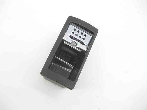 Mercedes-Benz  A2218130104 Вставка попільнички задньої лівої дверної картки S-class short W221 S-class long V221 Одесса