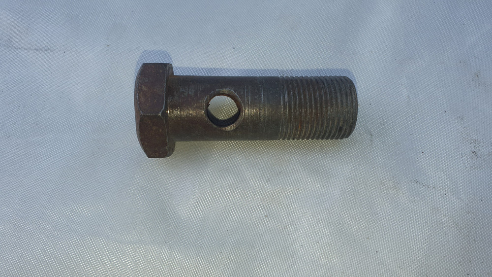 Болт-штуцер М20х1.5. Длина - 64 мм. СССР. Харьков - изображение 1