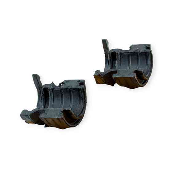 Втулка передня Audi Q7, Фольцваген Touareg (02-15) стабілізатора Мукачево