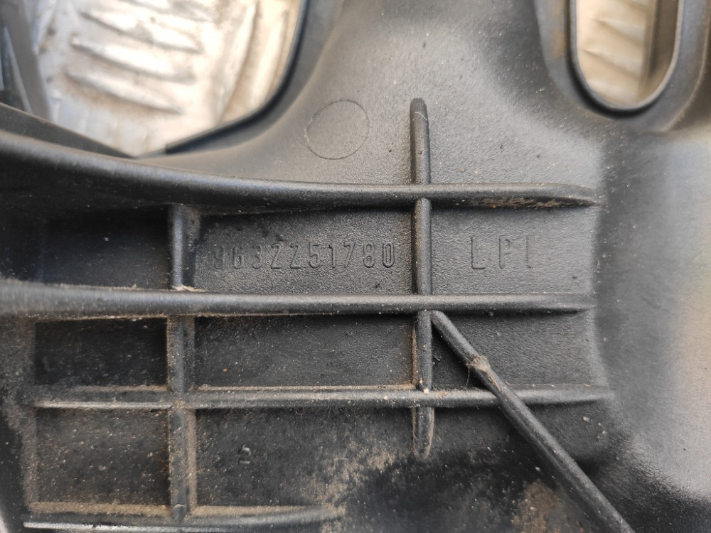 Колектор впускний Citroen Berlingo 1.9 d 1996-2007 (9632251780) Ковель - фото 2