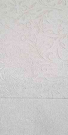 Шпалери вінілові на флізеліні Marburg Aura метрові маленькі квіти білі сріблясті структурні Київ