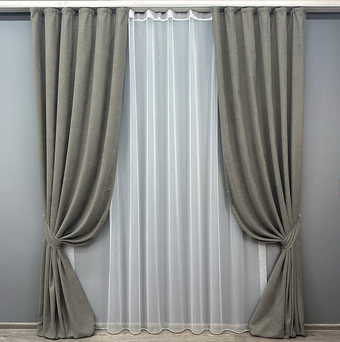 Комплект штор VR-Textil Микровелюр Petek 100х270 2шт и Тюль 300х270 1702ш-1153т Сірий з білим 71-056/1 Київ - фото 1
