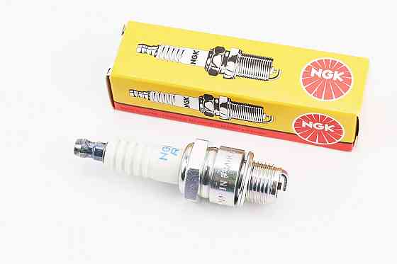 Свічка 2Т BR8HS - M14 L10 Київ