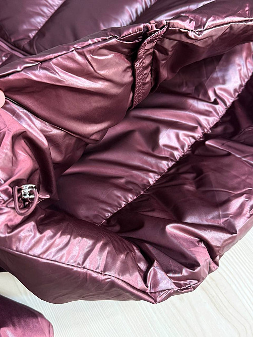 Куртка женская Lady Yep 10041 глянцевая пуффер оверсайз с капюшоном бордовая, бордовый, 42 Киев - изображение 8