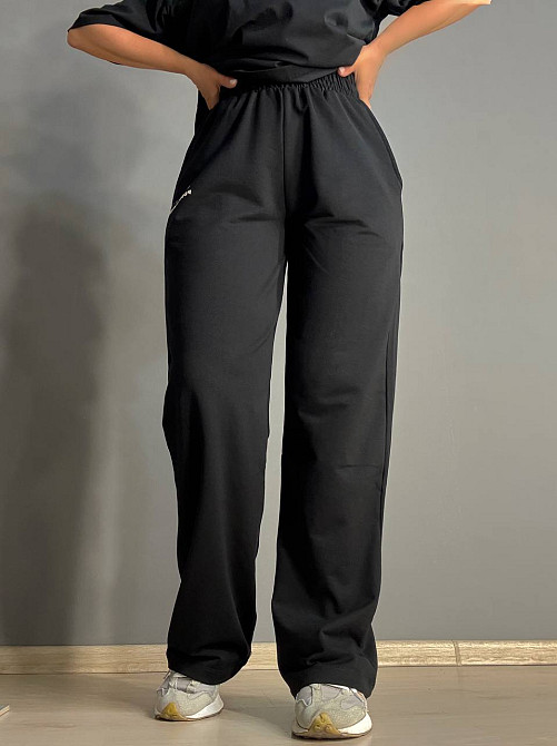 Костюм женский CAPPITONE 101183 с надписью футболка оверсайз и брюки палаццо черный, черный, M Киев - изображение 8