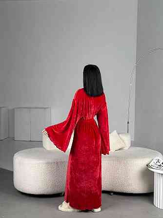 Женский стильный домашний велюровый макси халат плюш велюр Красный, Oversize 42/46 Одесса