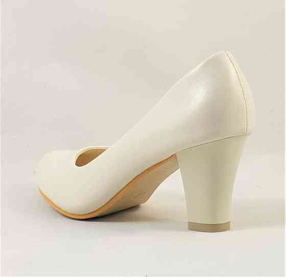 Жіночі Бежеві Туфлі на Толстовці Лакові Модельні (розміри: 37) — 072 Дніпро