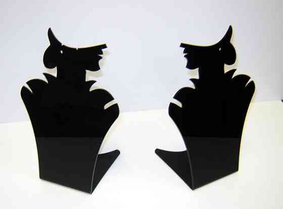 Підставка EKOSTAR під кольє №5 Леді Київ